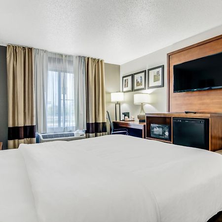 Comfort Suites Near I-80 And I-94 Lansing Bagian luar foto