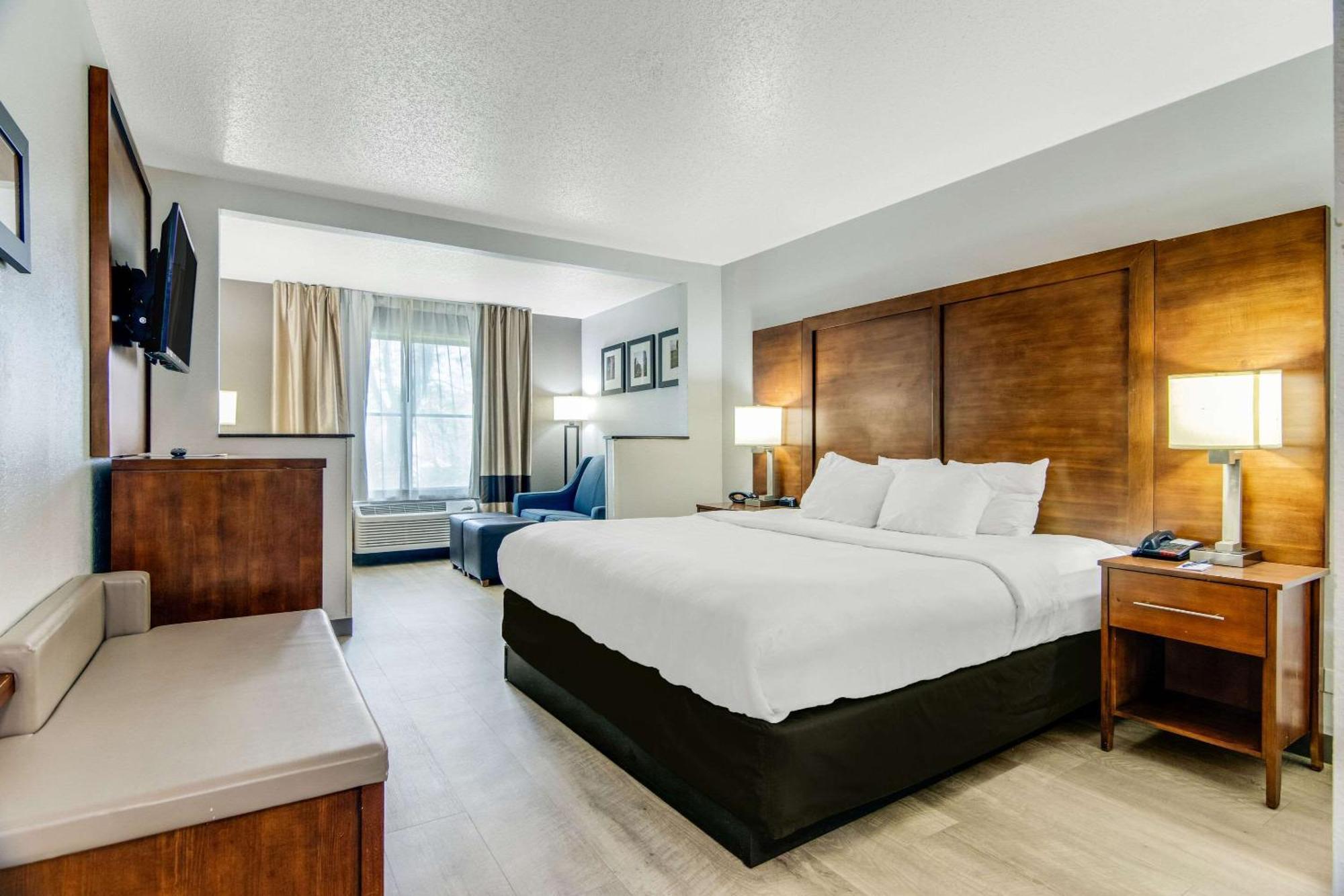 Comfort Suites Near I-80 And I-94 Lansing Bagian luar foto